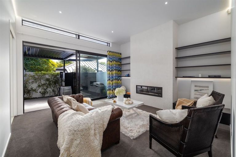 Photo of property in 31 Waiwetu Street, Fendalton, Christchurch, 8052