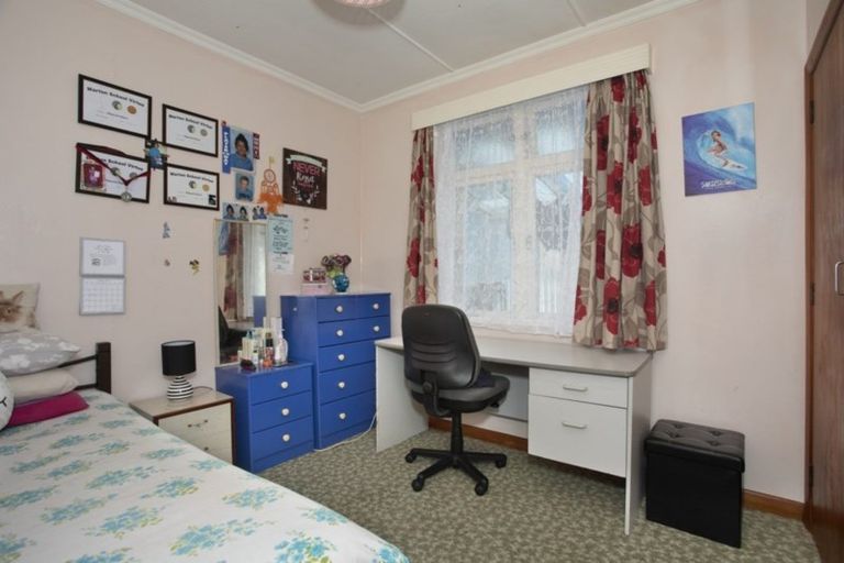 Photo of property in 18 Blackwell Street, Marton, 4710