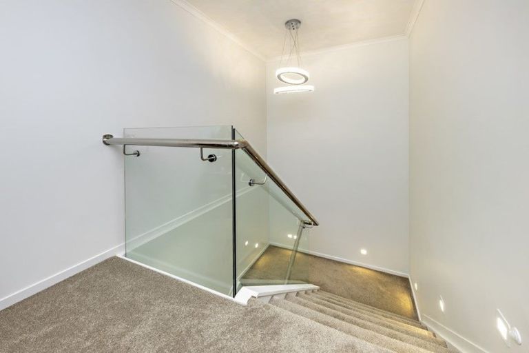 Photo of property in 9 Kotuku Crescent, Takanini, 2112