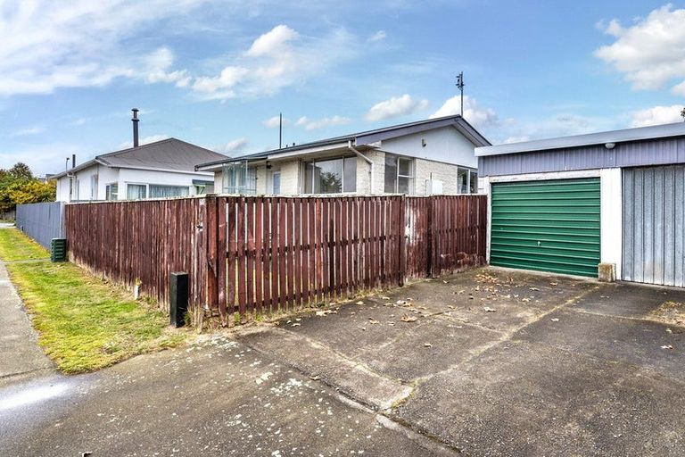 Photo of property in 2/61 Rochester Street, Linwood, Christchurch, 8062