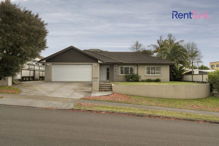 Photo of property in 9 Merriman Place, Pyes Pa, Tauranga, 3112