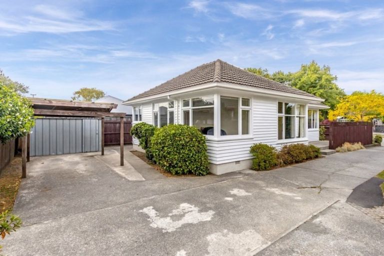 Photo of property in 1/48 Staveley Street, Avonhead, Christchurch, 8042