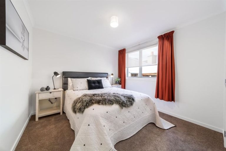 Photo of property in 6 Pritchard Place, Arrowtown, 9302