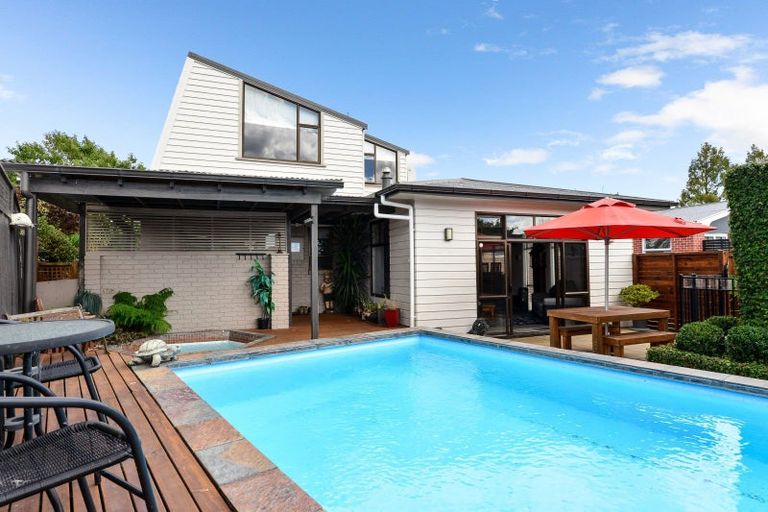 Photo of property in 38 Knighton Road, Hillcrest, Hamilton, 3216