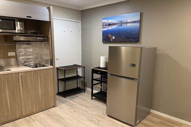 Photo of property in 3 Oswald Close, Flat Bush, Auckland, 2016