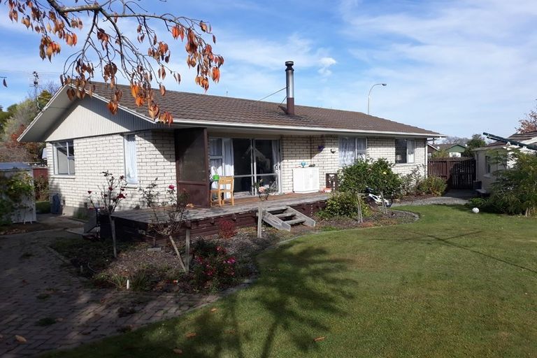 Photo of property in 14 Lacy Gate Place, Woodend, 7610