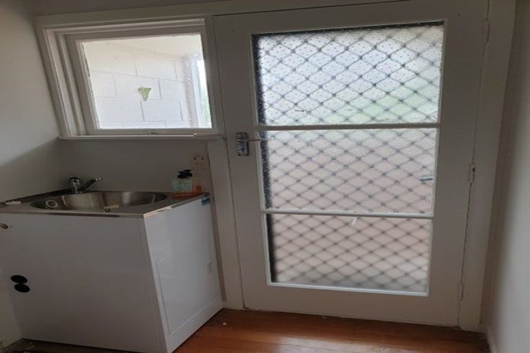 Photo of property in 2/83a Coronation Road, Papatoetoe, Auckland, 2025