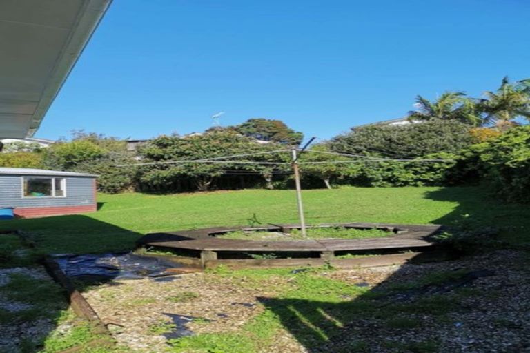 Photo of property in 26 Salamanca Road, Sunnynook, Auckland, 0620
