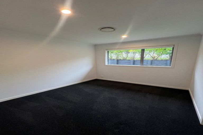 Photo of property in 12 Boocock Crescent, Orewa, 0931