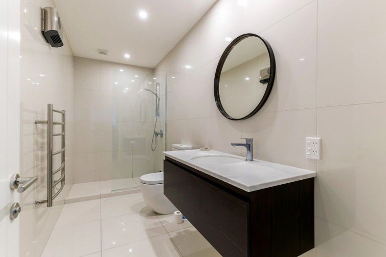 Photo of property in Upper Flat, 43 Middleton Road, Frankton, Queenstown, 9300