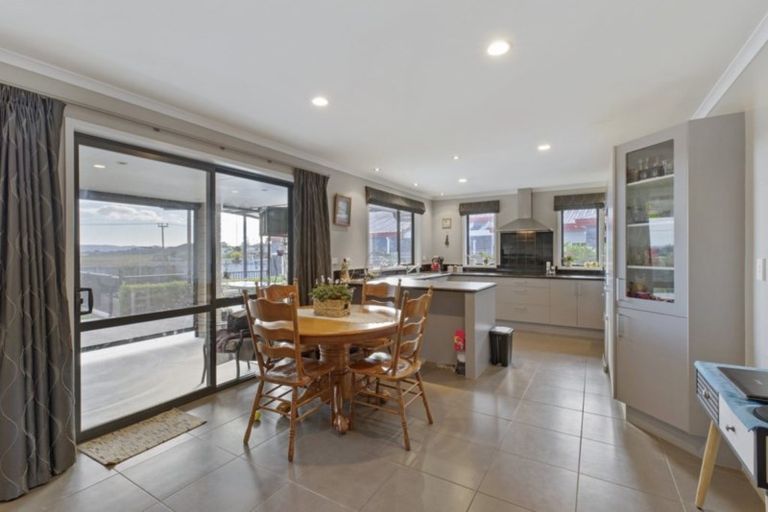 Photo of property in 238 Grandview Road, Western Heights, Hamilton, 3200