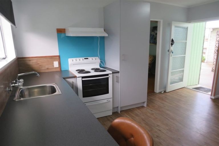 Photo of property in 39 Power Street, Levin, 5510