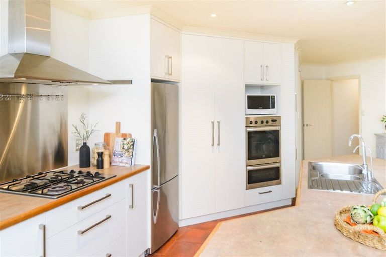 Photo of property in 3 Virginia Grove, Milson, Palmerston North, 4414