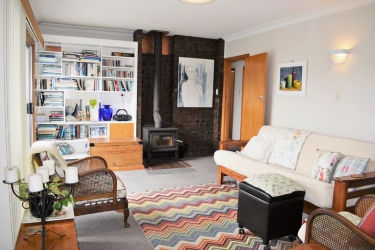 Photo of property in 24 Lemon Street, Otaki, 5512