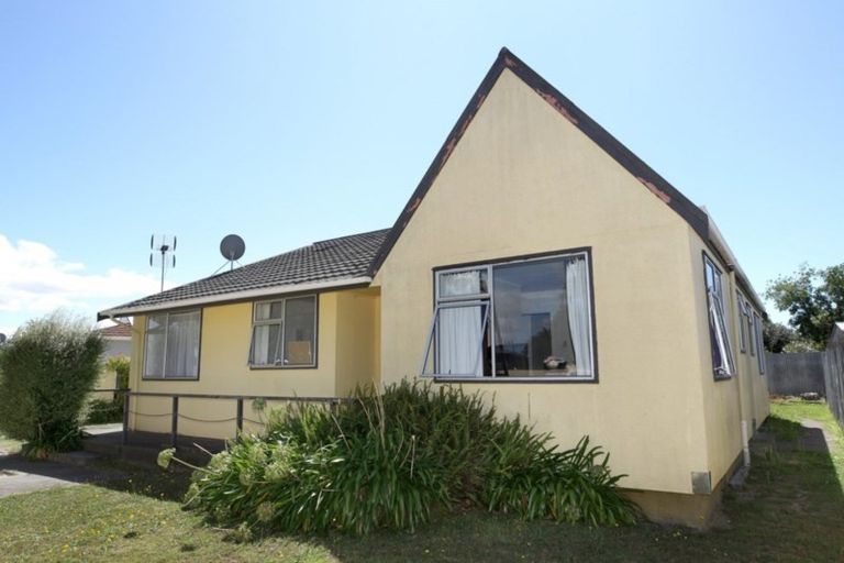 Photo of property in 9 Currie Street, Greenmeadows, Napier, 4112