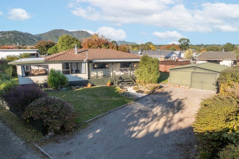 Photo of property in 2/12 Glengarry Place, Hilltop, Taupo, 3330