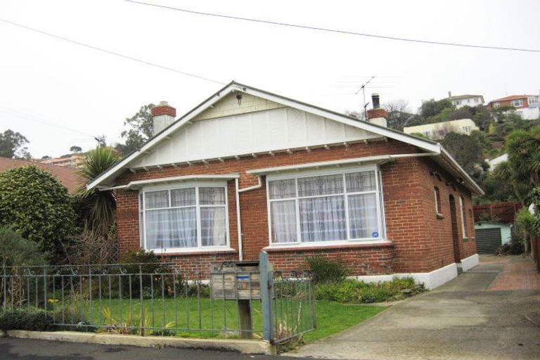 Photo of property in 136 Fitzroy Street, Forbury, Dunedin, 9012