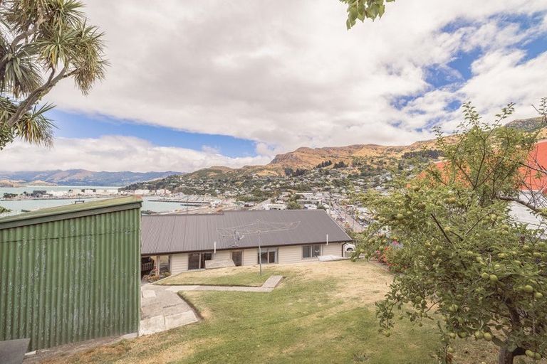 Photo of property in 10 Saint Davids Street, Lyttelton, 8082