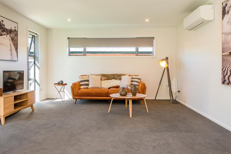 Photo of property in 51a Molyneux Avenue, Cromwell, 9310