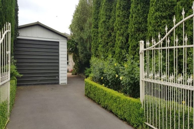 Photo of property in 2 O'halloran Drive, Halswell, Christchurch, 8025