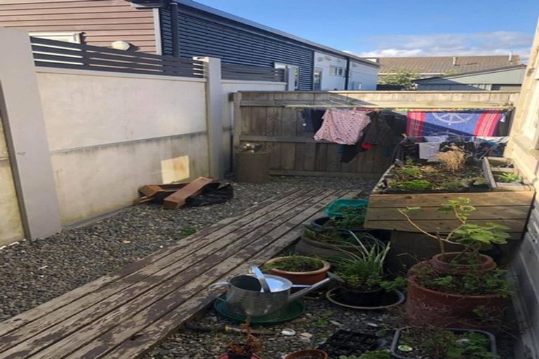 Photo of property in 147a Onepu Road, Lyall Bay, Wellington, 6022