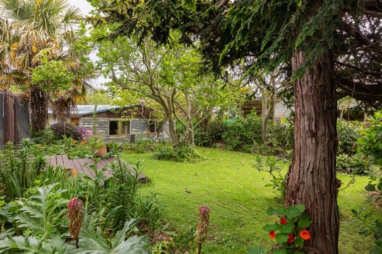 Photo of property in 116 Alexander Road, Raumati Beach, Paraparaumu, 5032