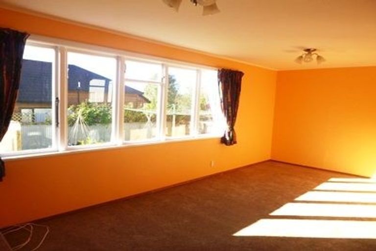 Photo of property in Silver Birch Court, 5/567u High Street, Boulcott, Lower Hutt, 5010