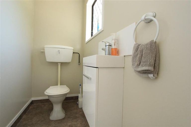 Photo of property in 13 Hibiscus Avenue, Hamilton Lake, Hamilton, 3204