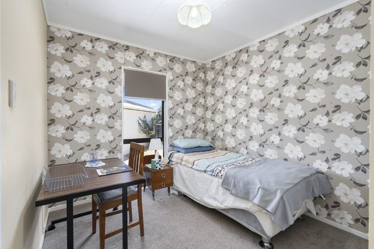 Photo of property in 32b Somerset Crescent, Highbury, Palmerston North, 4412