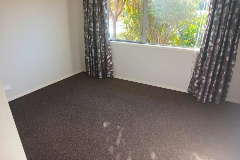 Photo of property in 6 Protea Drive, Cable Bay, 0420