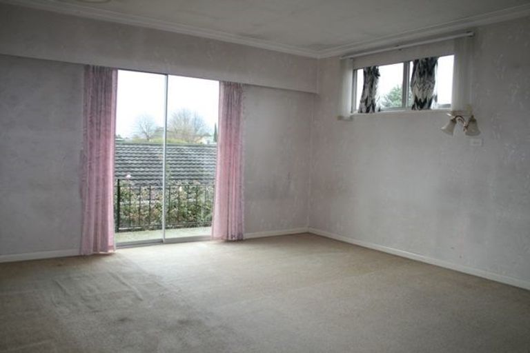 Photo of property in 429 Avonhead Road, Avonhead, Christchurch, 8042