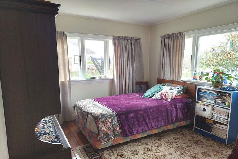 Photo of property in 8 Moorhouse Street, Waimate, 7924