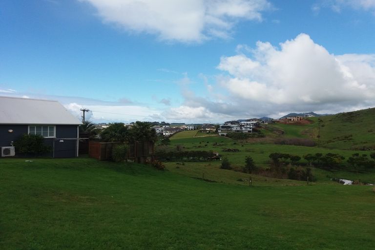 Photo of property in 39 Mayor View Terrace, Waihi Beach, 3611