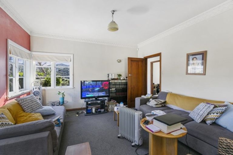 Photo of property in 6 Pimble Avenue, Karori, Wellington, 6012