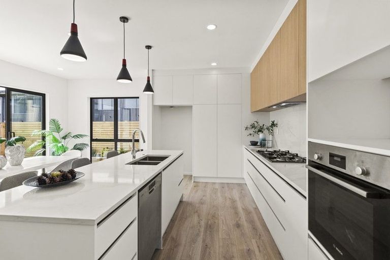 Photo of property in 51 Turret Lane, Hobsonville, Auckland, 0616