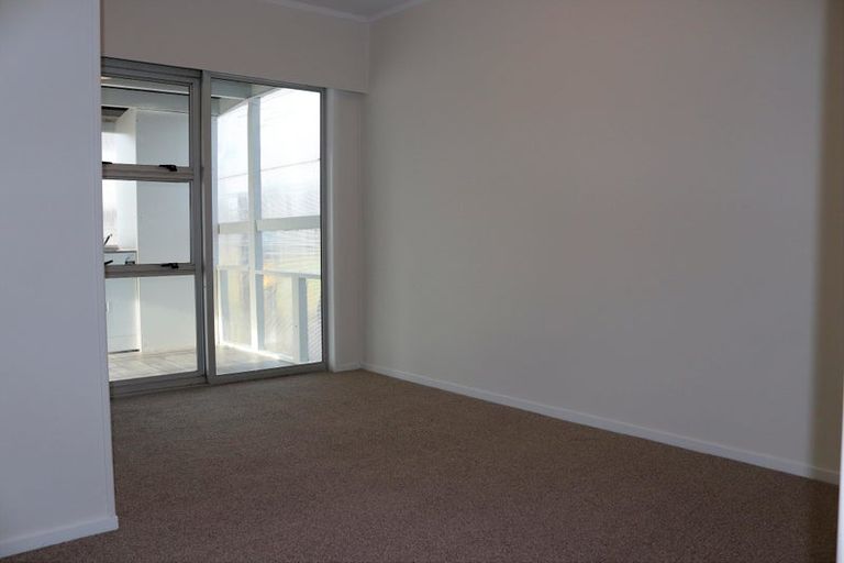 Photo of property in 9 Gibbs Road, Manurewa, Auckland, 2102