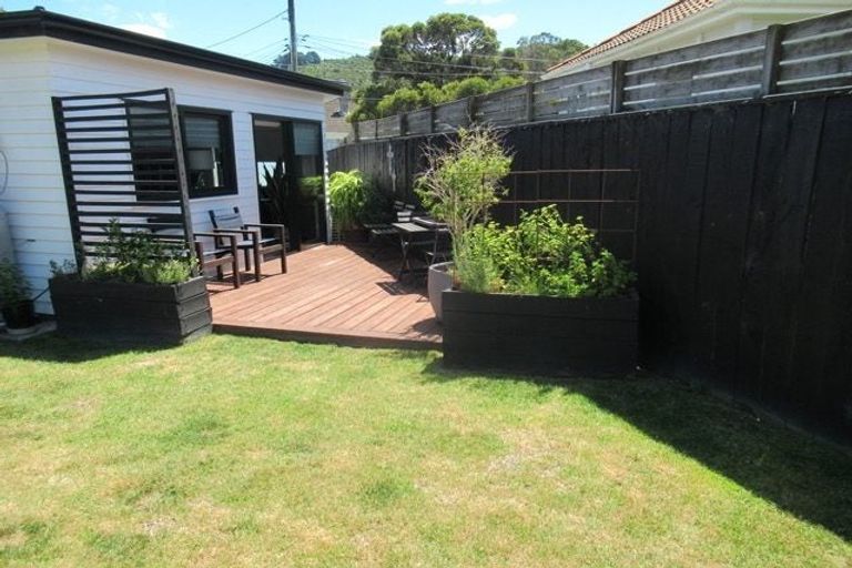 Photo of property in 18 Norris Grove, Taita, Lower Hutt, 5011