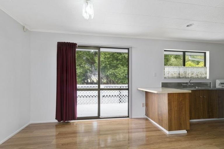 Photo of property in 353 Wellington Road, Wainuiomata, Lower Hutt, 5014