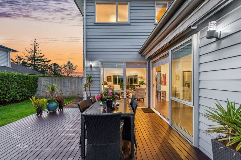 Photo of property in 64 Kaipara Portage Road, Riverhead, 0820