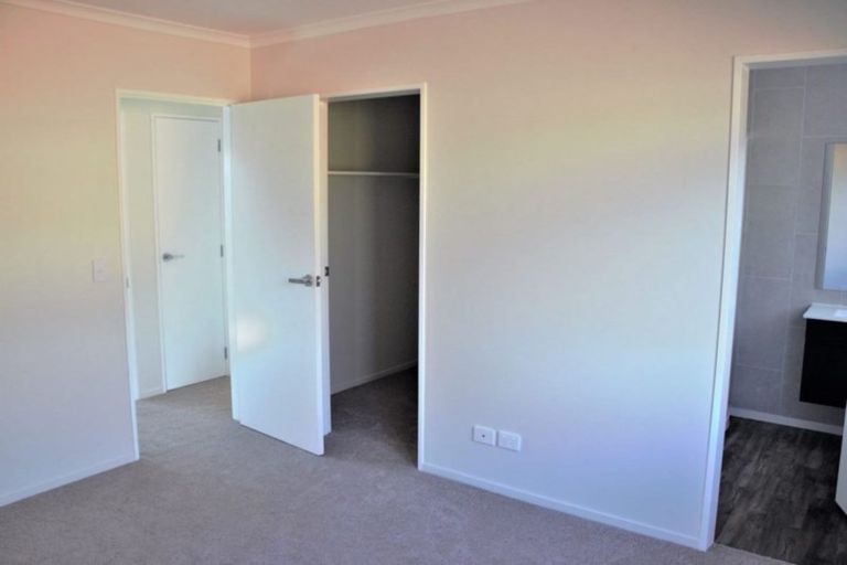Photo of property in 4 Seagrass Place, Otaki Beach, Otaki, 5512