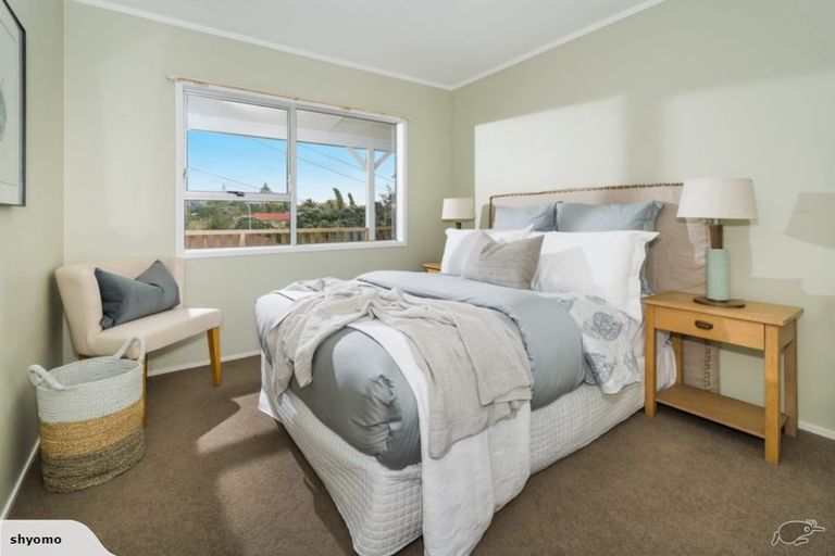 Photo of property in 1/124 Deep Creek Road, Torbay, Auckland, 0630