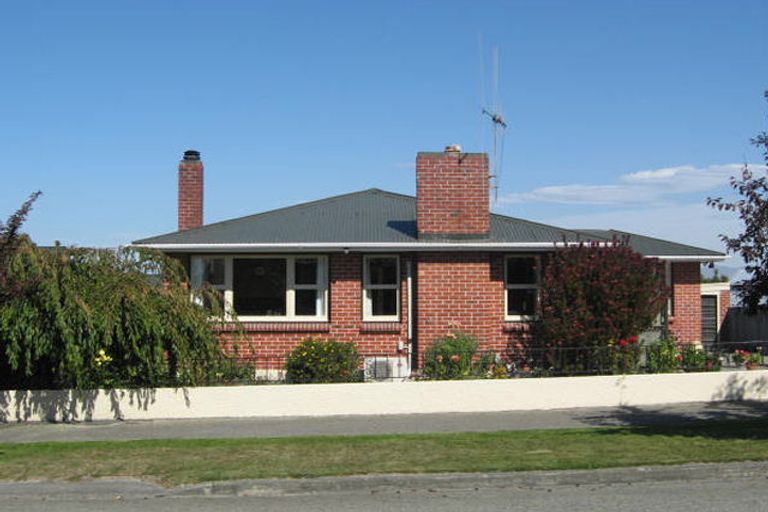 Photo of property in 6 Hill View Crescent, Highfield, Timaru, 7910