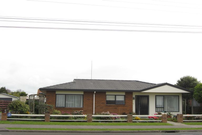 Photo of property in 1/156 Carrington Street, Lower Vogeltown, New Plymouth, 4310