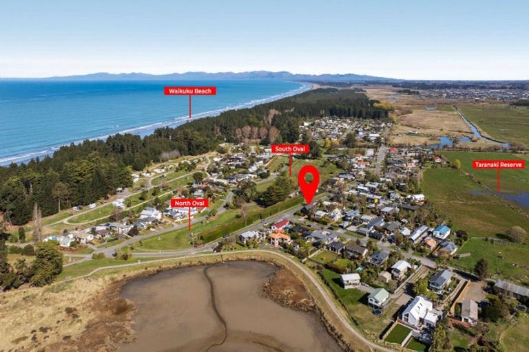 Photo of property in 121 Park Terrace, Waikuku Beach, 7473