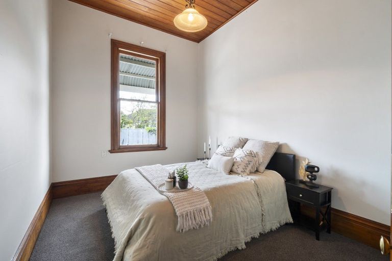 Photo of property in 66 Bridge Street, Bulls, 4818