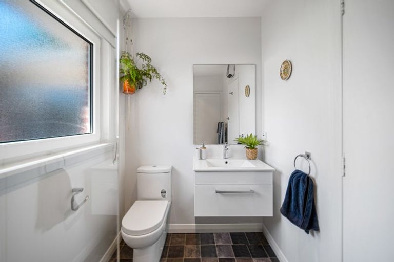 Photo of property in 220 Condell Avenue, Papanui, Christchurch, 8053