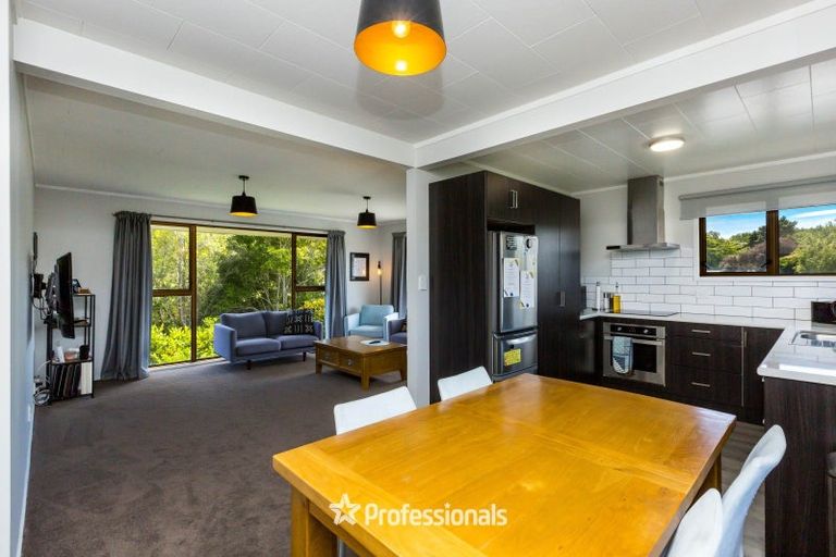 Photo of property in 1/4 Parera Grove, Heretaunga, Upper Hutt, 5018