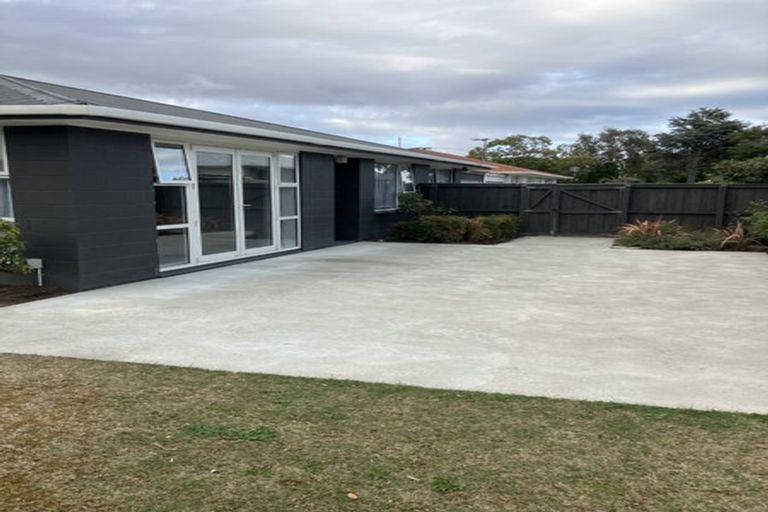 Photo of property in 2/11 Flemington Avenue, North New Brighton, Christchurch, 8083