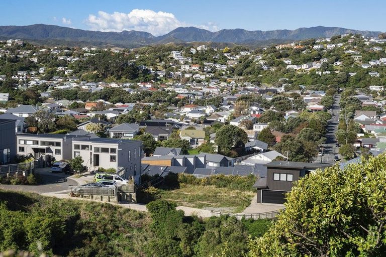 Photo of property in 3/104 Maupuia Road, Maupuia, Wellington, 6022