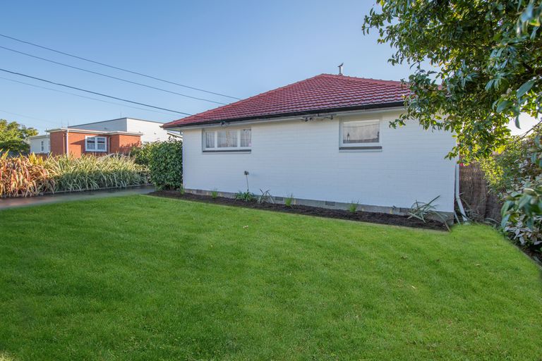 Photo of property in 37 Achilles Street, Burwood, Christchurch, 8061